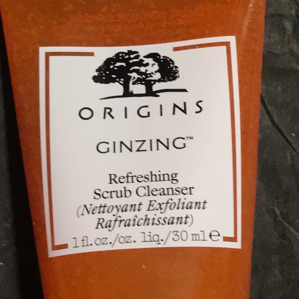 New ORGINS GINZING refreshing scrub cleanser NEW